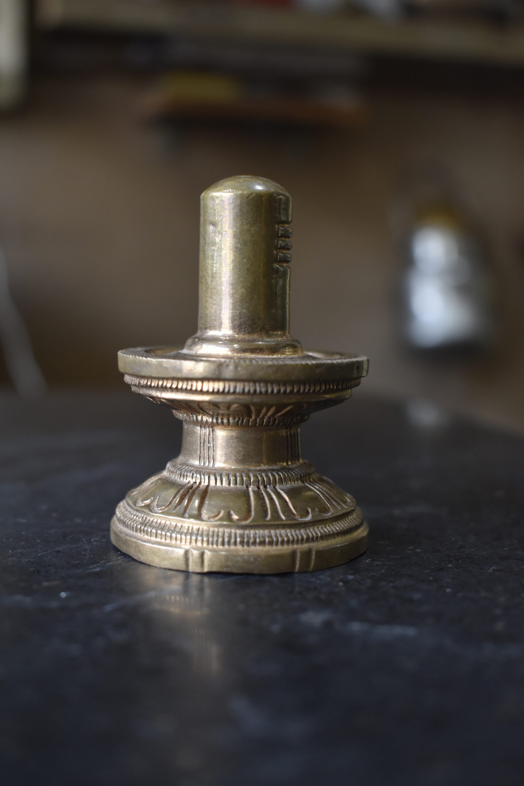 Handcrafted Brass Shivling Idol | Traditional Shiva Lingam Spiritual Pooja Décor - Image 2