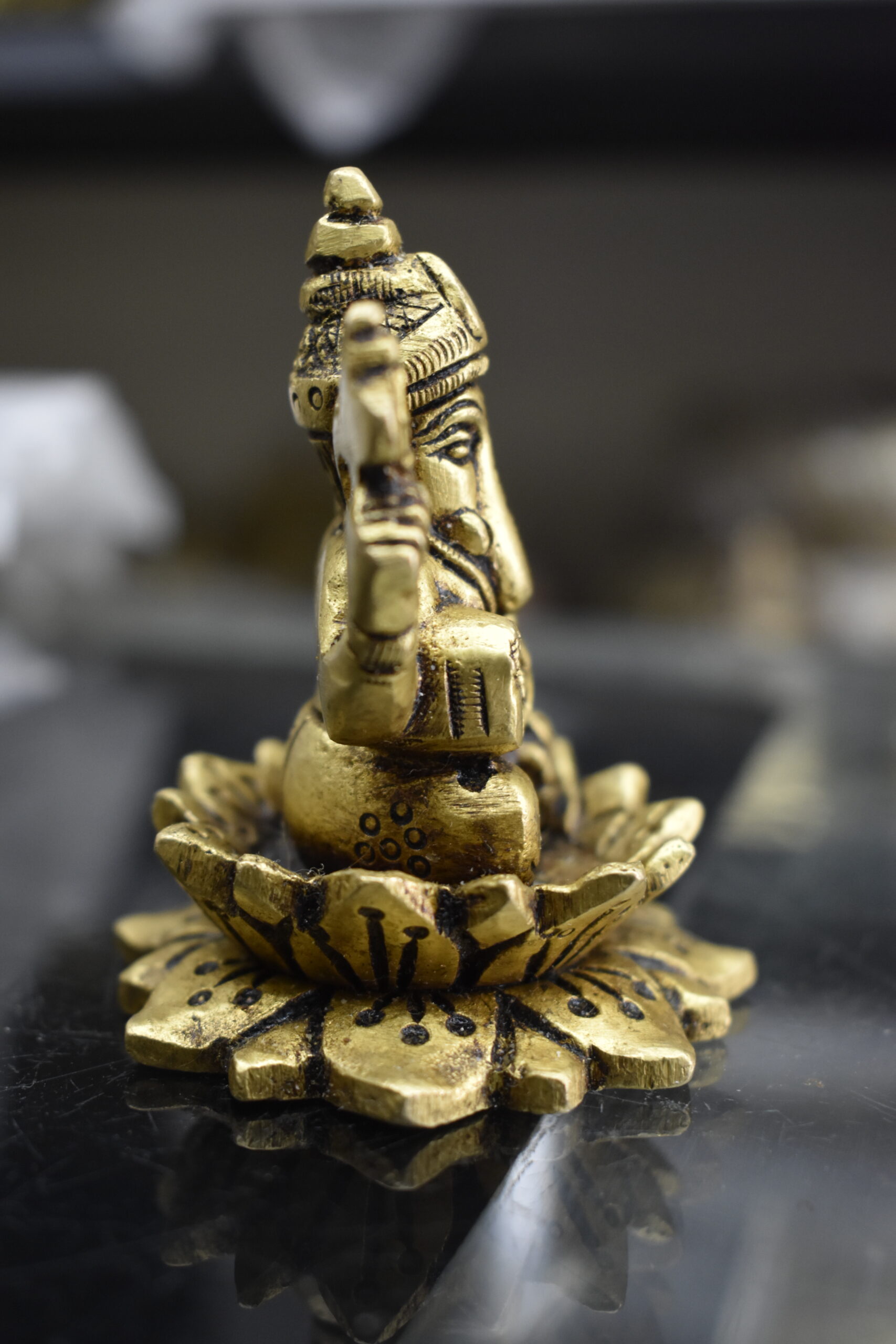 Handcrafted Brass Lord Ganesha Idol on Lotus – Antique Finish Decorative Ganpati Murti for Home Temple & Office Décor - Image 4